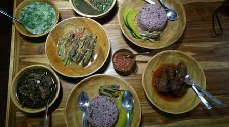 Try Local Cuisine



                    