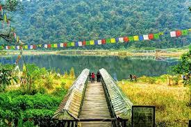 Khecheopalri Lake

                                