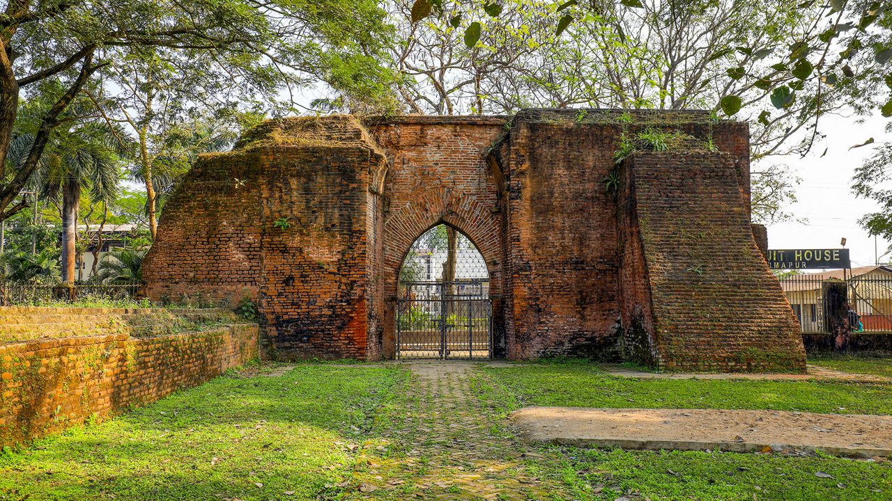 Explore Ancient Ruins



                    
